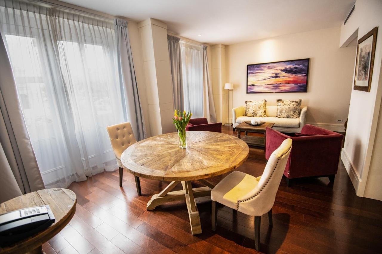 센트럴 호텔 파나마 파나마시티 외부 사진 A suite at the hotel