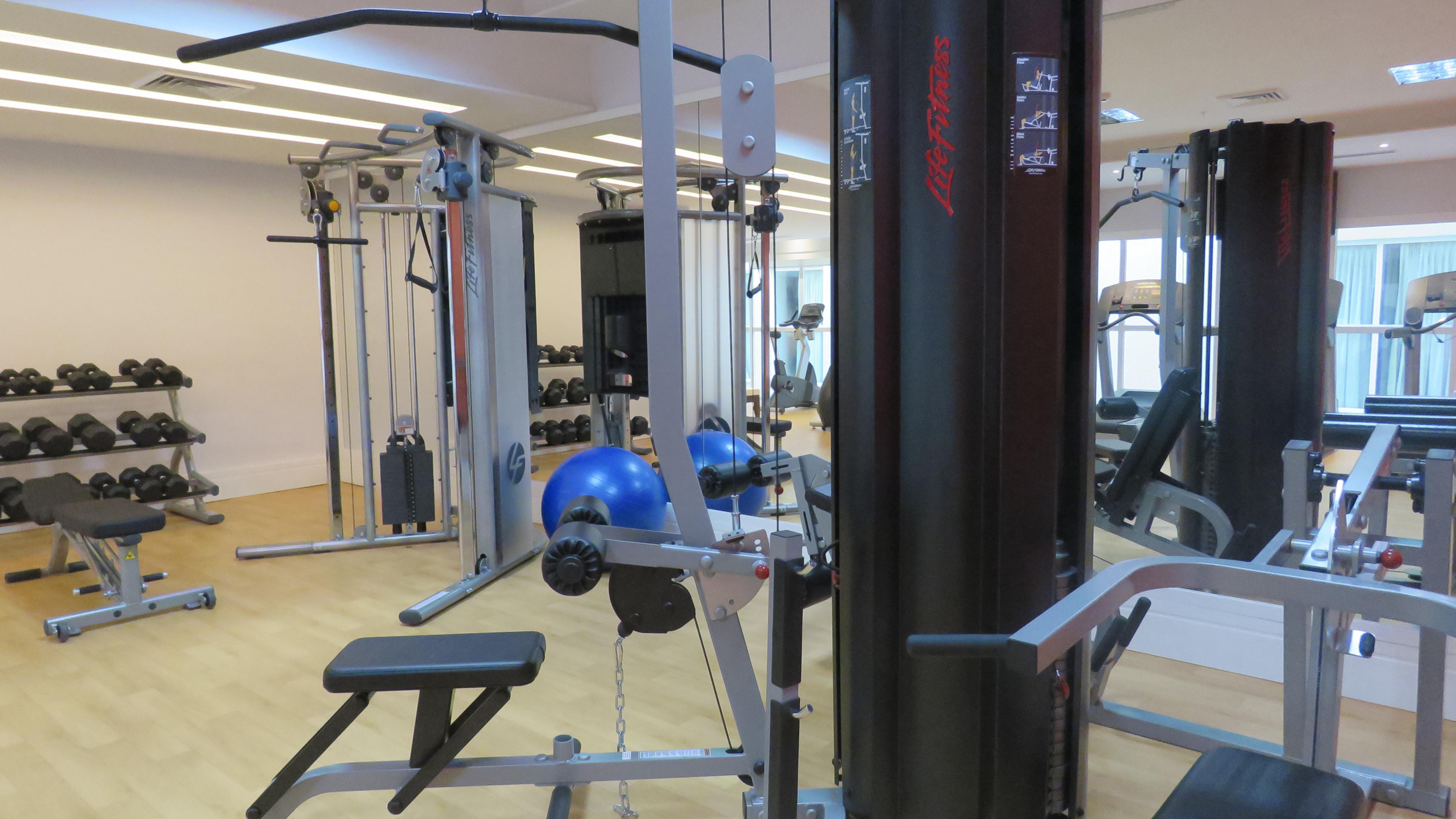 센트럴 호텔 파나마 파나마시티 외부 사진 The gym at the hotel