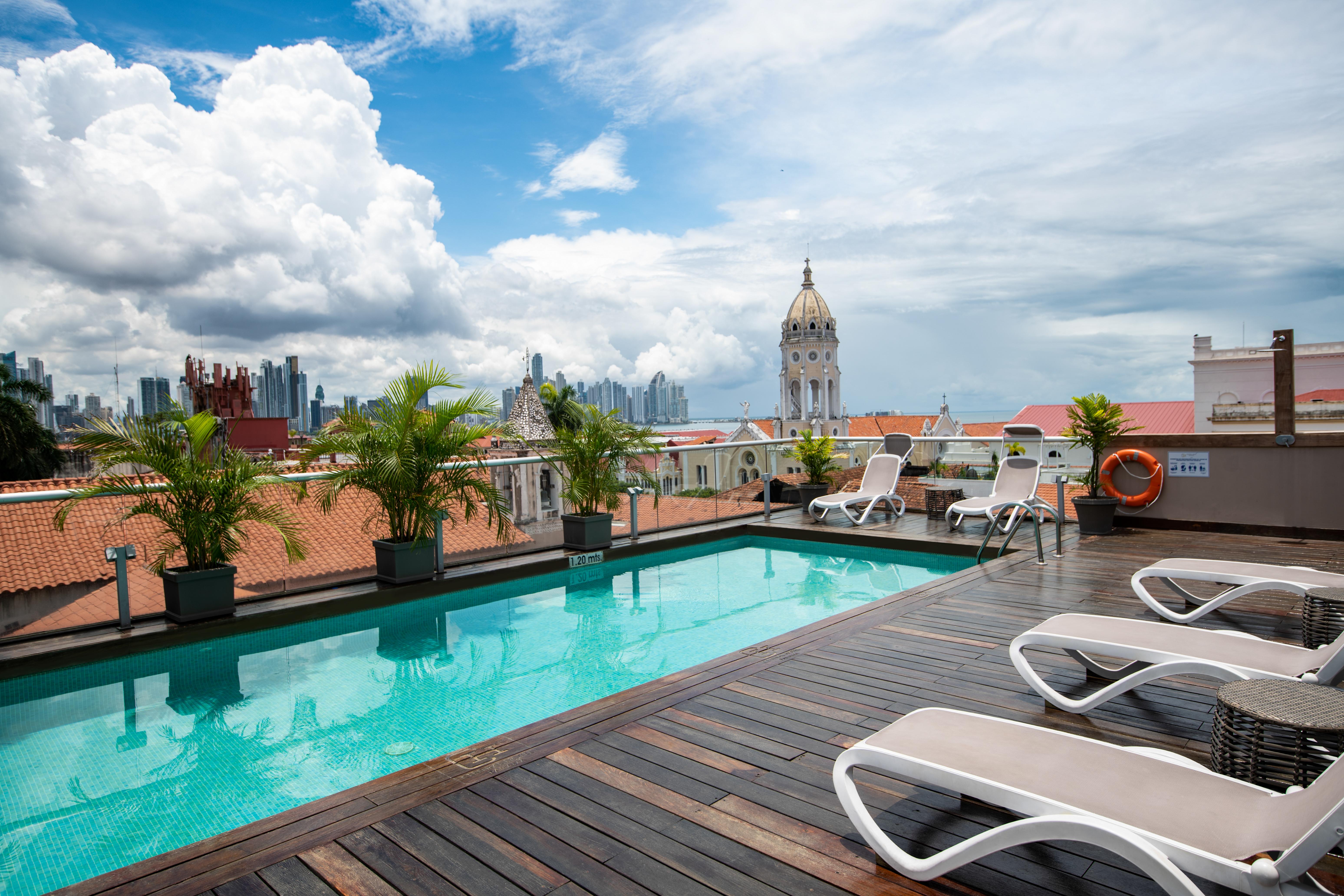 센트럴 호텔 파나마 파나마시티 외부 사진 Rooftop pool at the Hotel B2