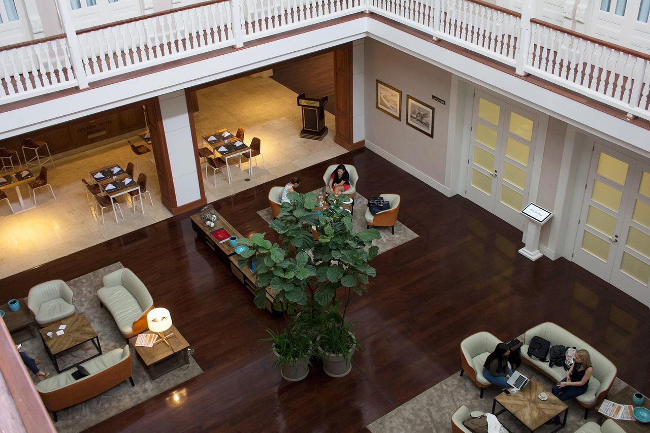 센트럴 호텔 파나마 파나마시티 외부 사진 The lobby of the hotel