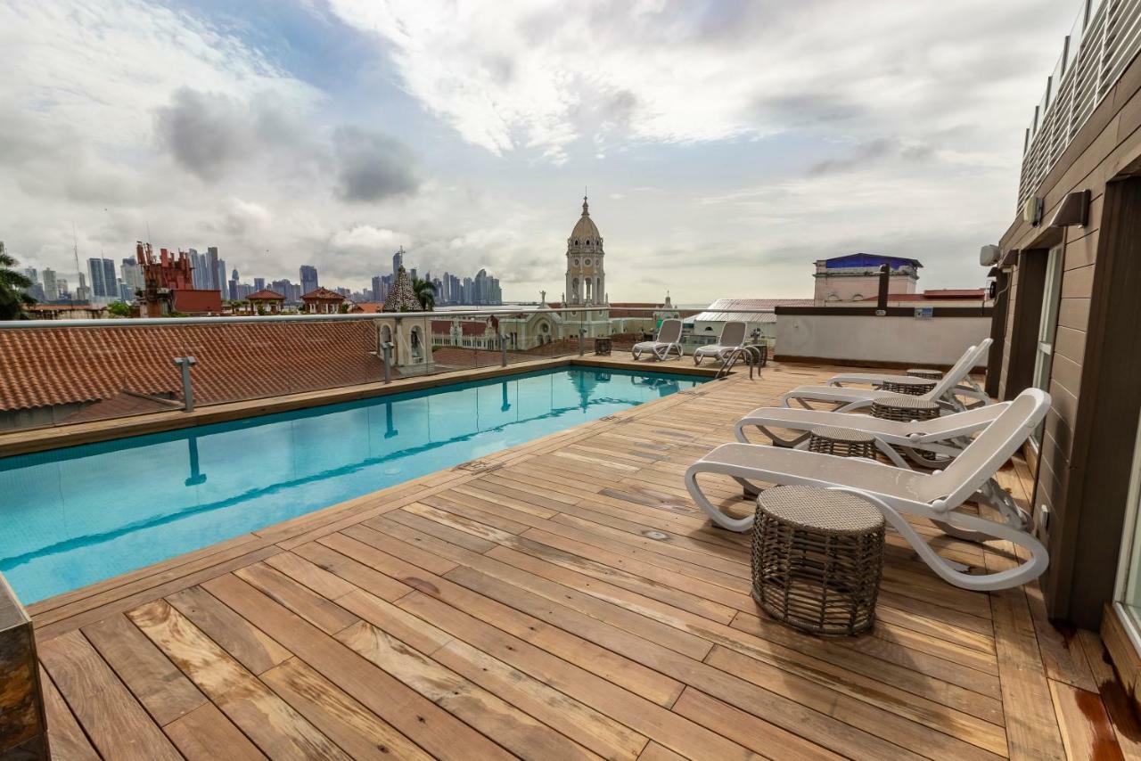 센트럴 호텔 파나마 파나마시티 외부 사진 Rooftop pool at Hotel Icon